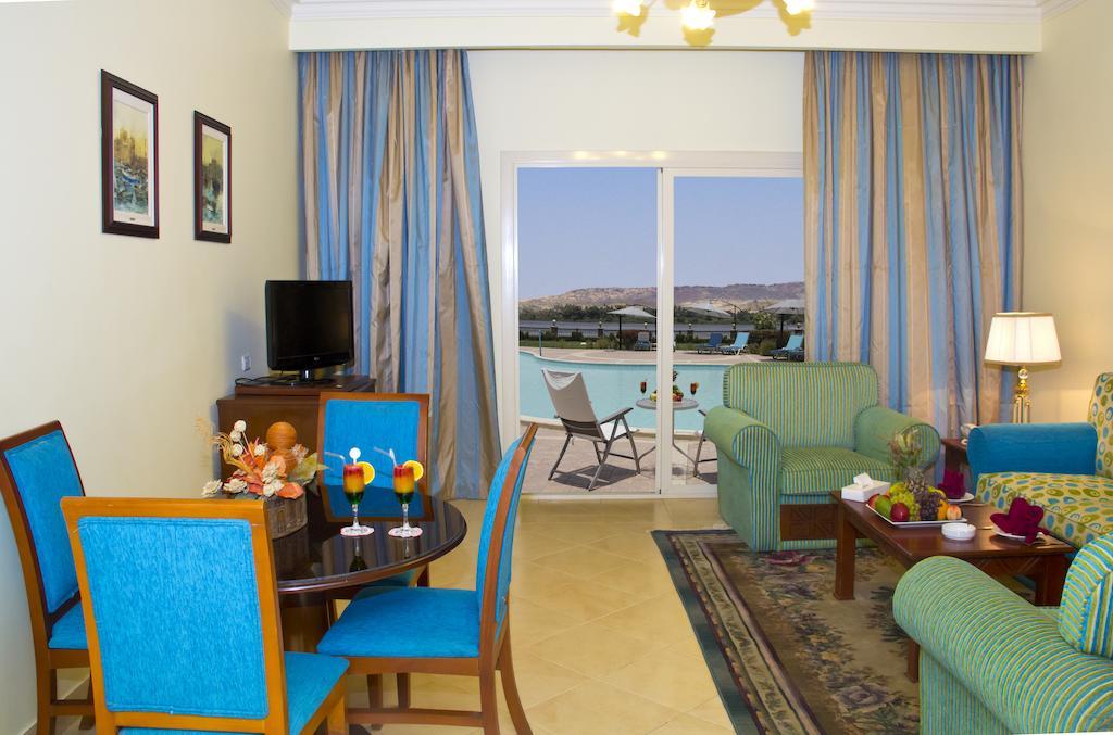 Tolip Aswan Hotel Exteriör bild