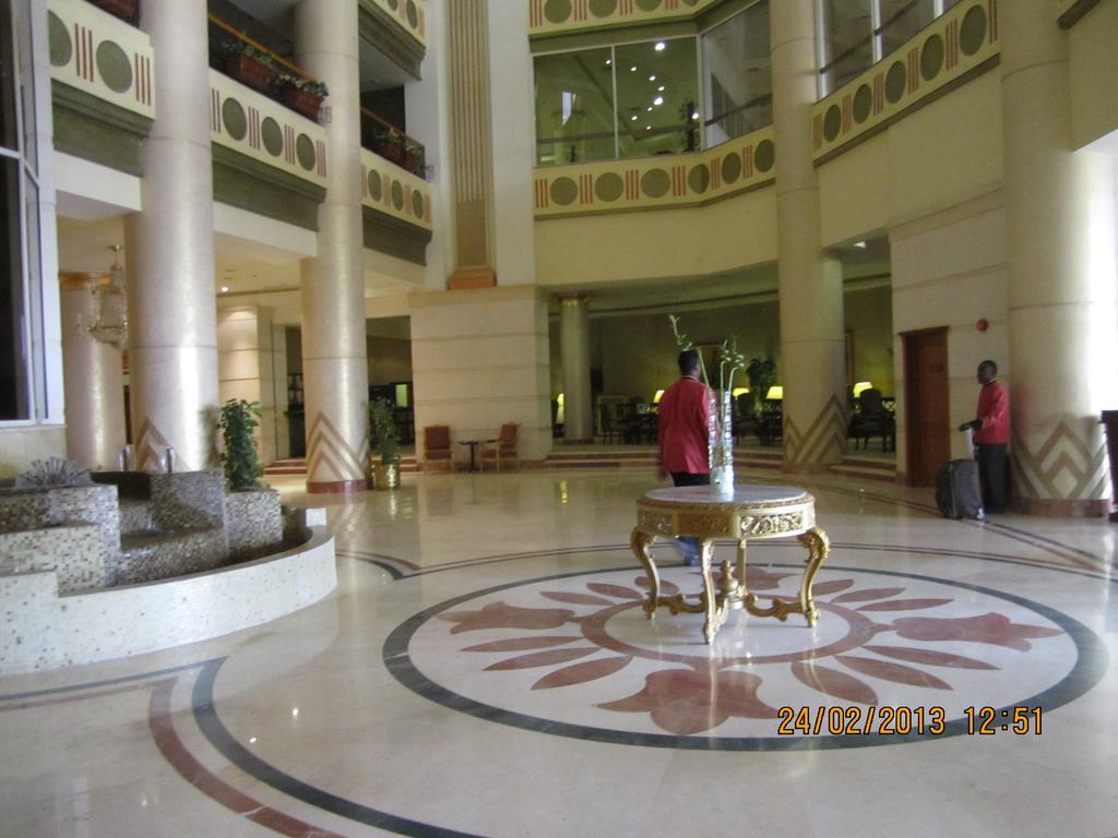 Tolip Aswan Hotel Exteriör bild